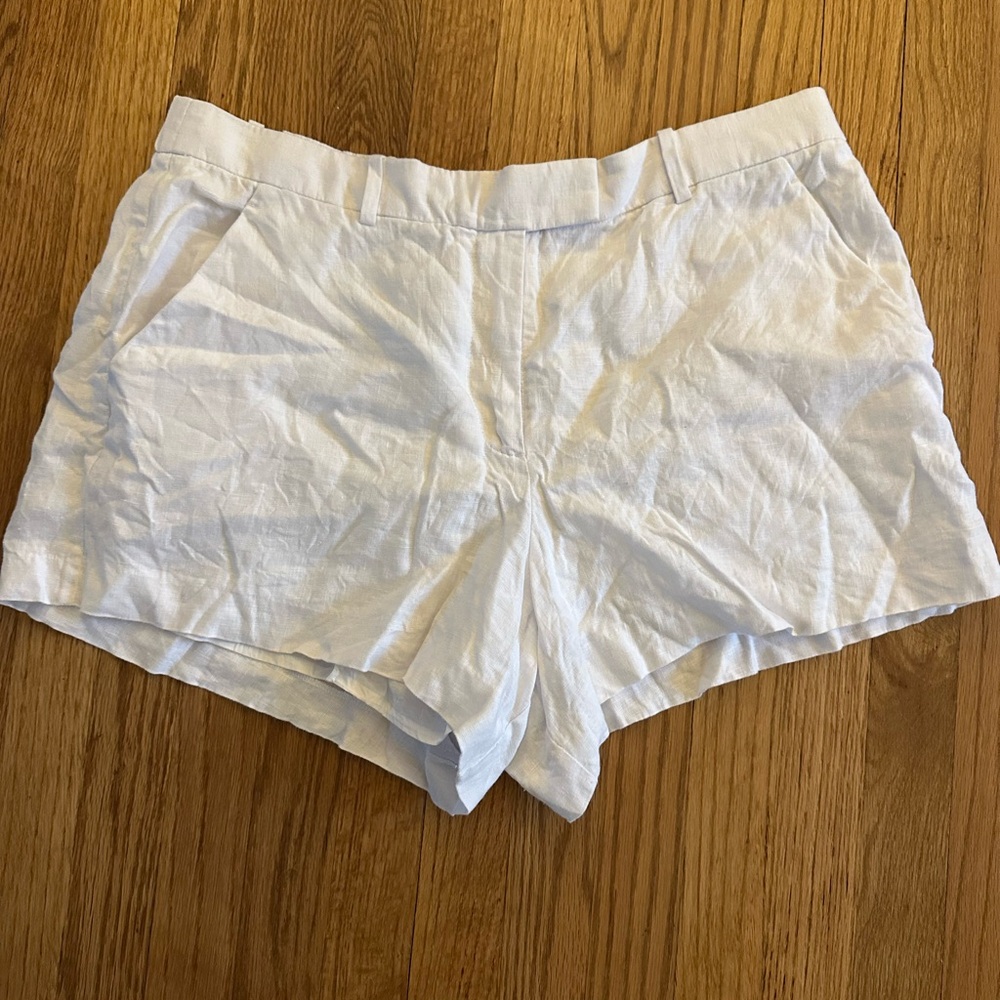 Abercrombie & Fitch Linen Collection White Short